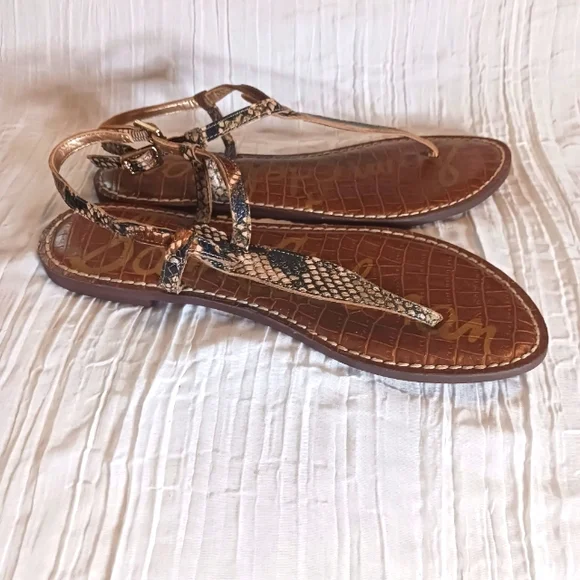 Sam Edelman Brown Animal Print Leather Sandals with T-Strap Design - Picture 3 of 5